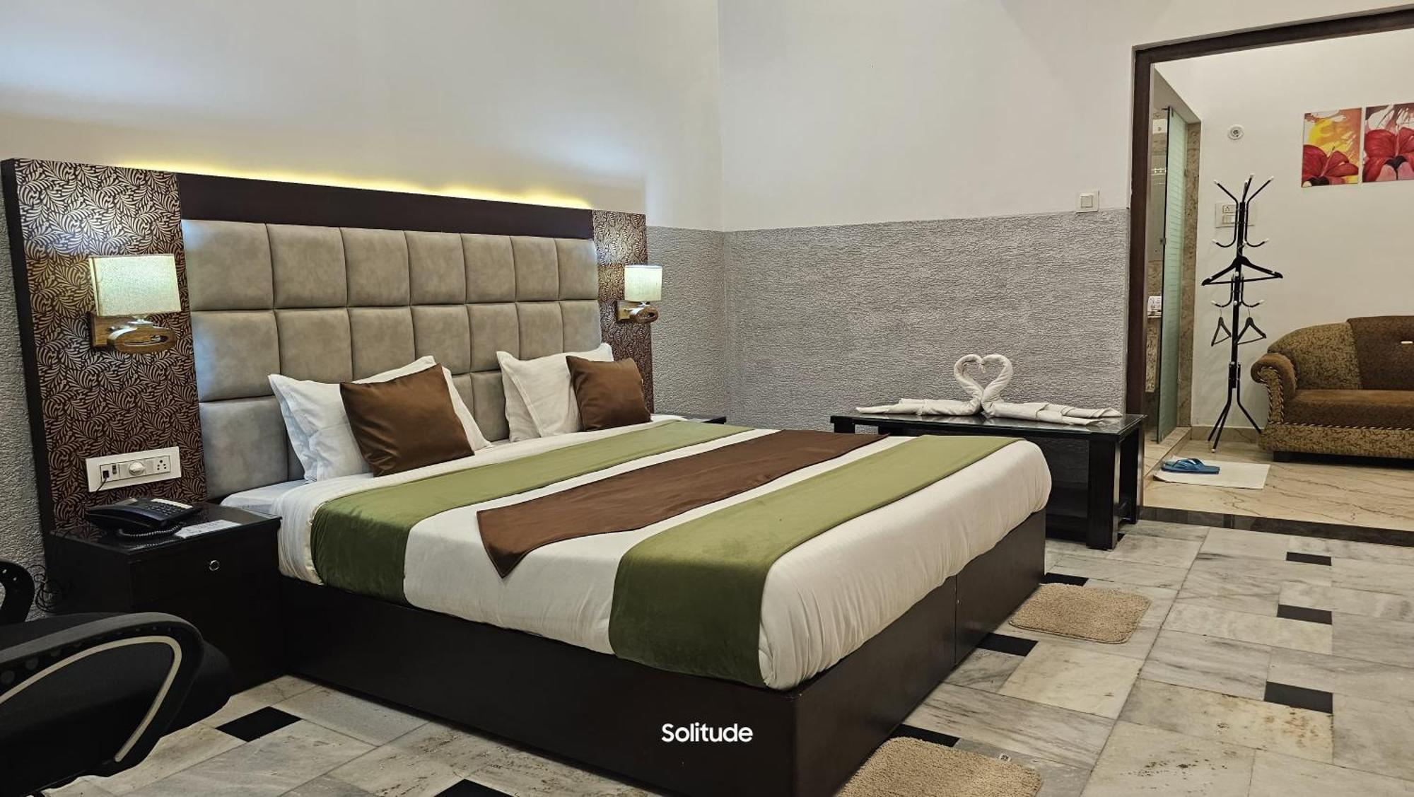 Solitude, The Boutique Hotel Haldwāni Buitenkant foto